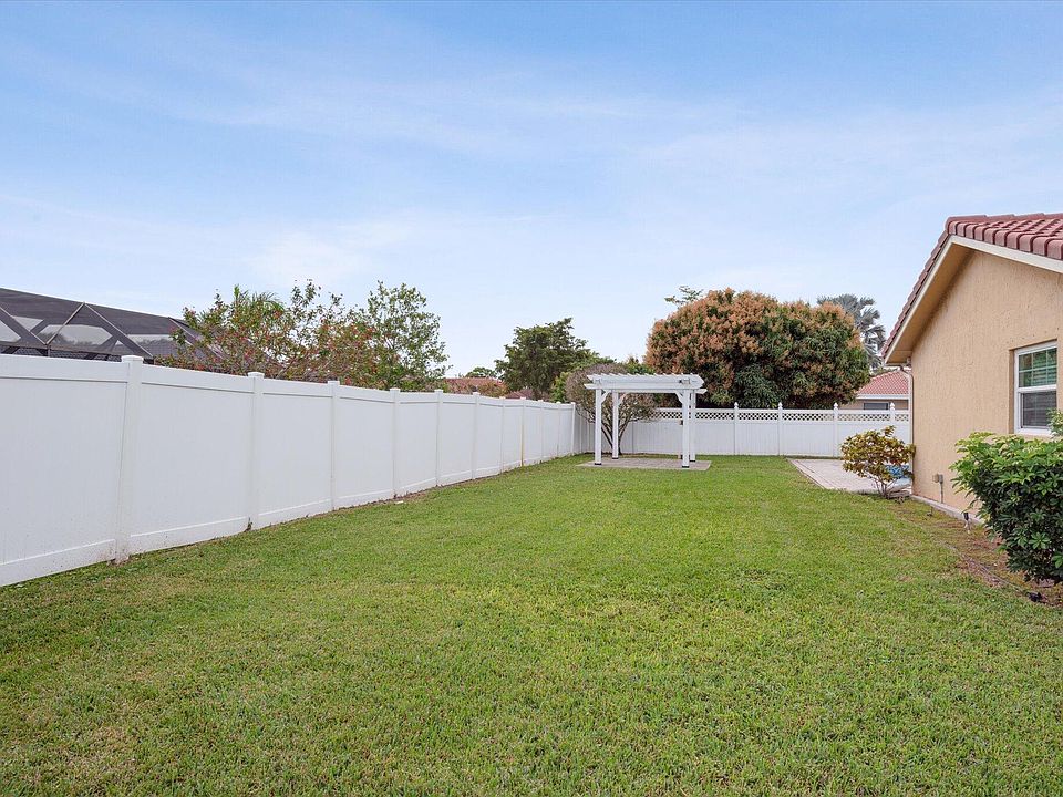 1st image of 2307 NW 115th Avenue