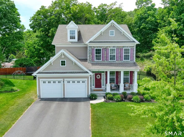 33 South Crossing Way, Bethel, CT 06801
