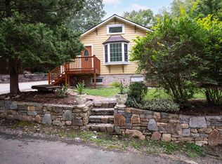 21 Dayton Rd, Asheville, NC 28804