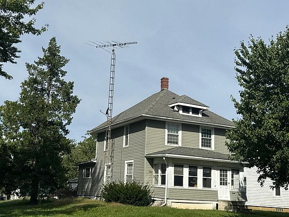 3rd image of 538 Euclid St