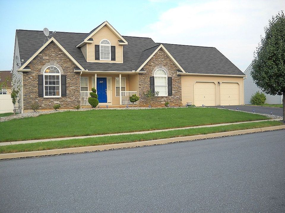 Main Street View