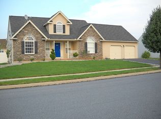 2637 Somerset Rd, Whitehall, PA 18052