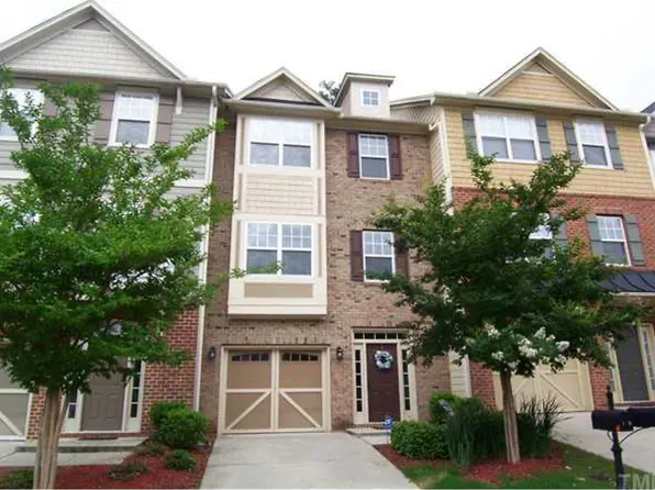 306 Linden Park Ln, Cary, NC 27519