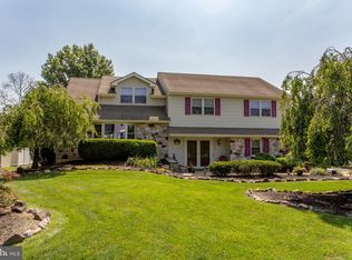 2018 Buckingham Dr, Jamison, PA 18929