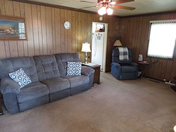 5th image of 1304 Schriber Ave