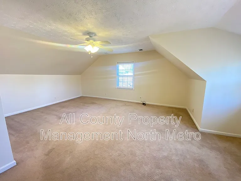 320 Six Branches Ct — Photo 8