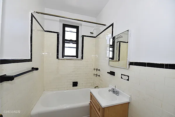 Rented by Corcoran | media 23