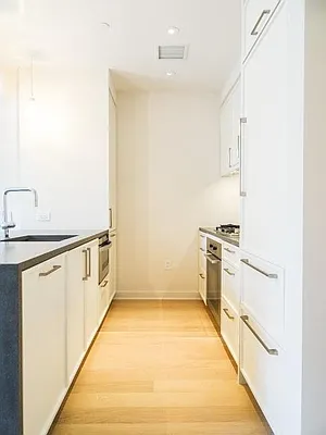 Rented by Keller Williams NYC | media 31