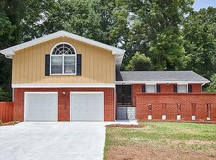 1110 Nielsen Dr, Clarkston, GA 30021