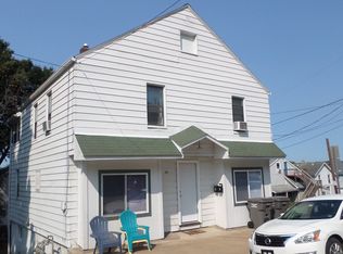 404 Hillside Ave APT A, Ellwood City, PA 16117