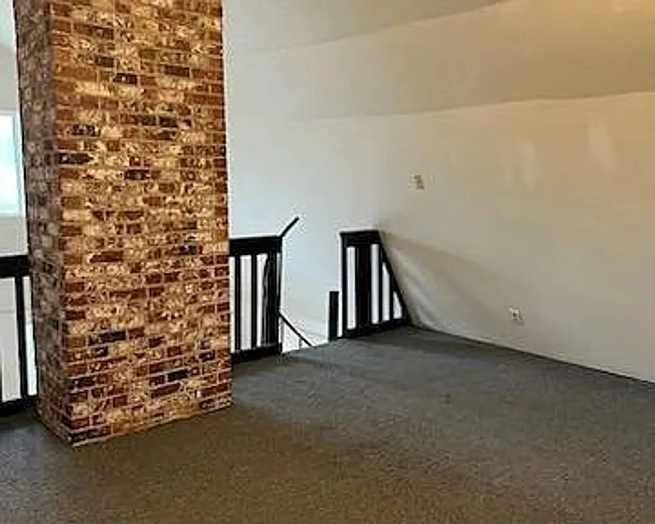 Charming Studio with Loft in Ocean Park $1,200/Month — Photo 3