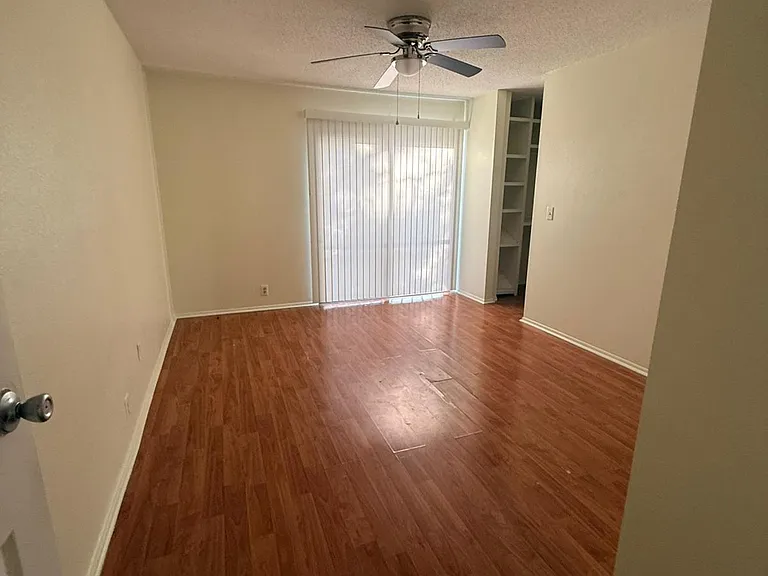 423 Sheoah Blvd #14 — Photo 4