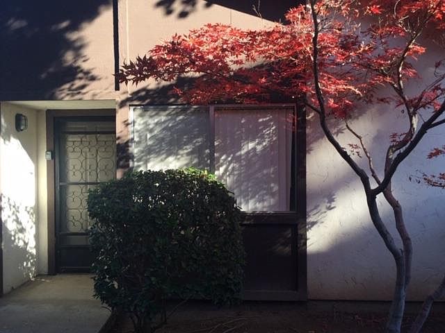 1st image of 4721 N Cedar Ave APT 101