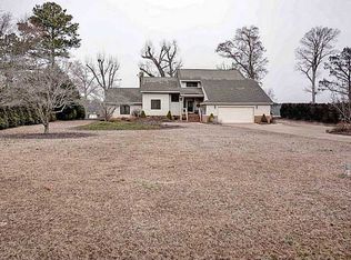 330 Colony Trl, Lanexa, VA 23089
