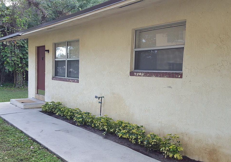 Front of unit