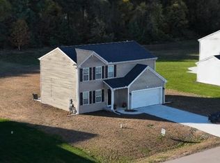 7859 Sierra Dr, Belding, MI 48809