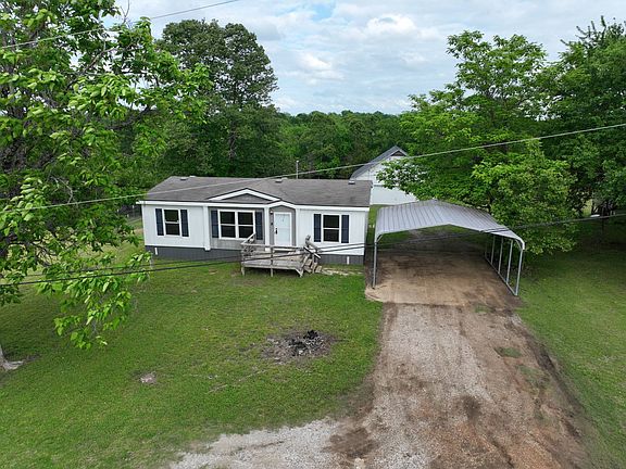 5th image of 995 N 4250th Rd