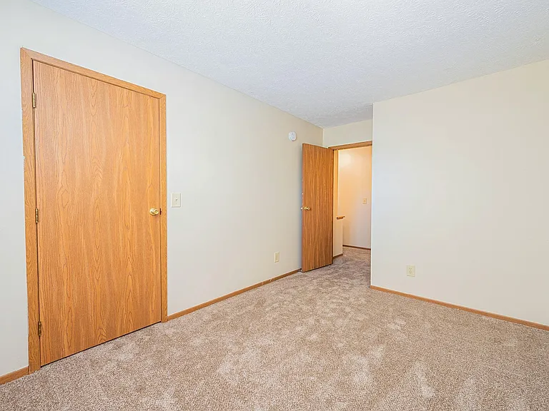 Copperleaf — Photo 15