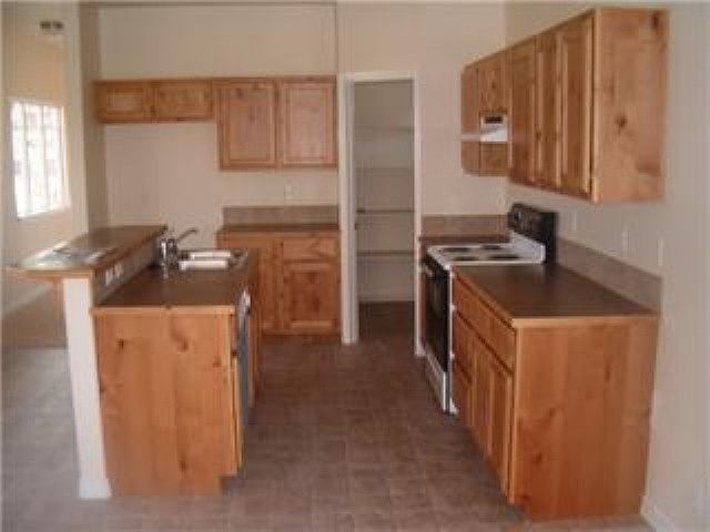 2nd image of 2962 Lemhi St