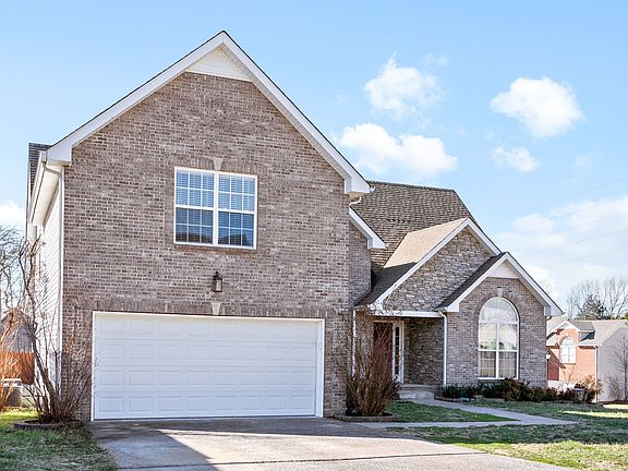 2nd image of 846 Mulberry Pl