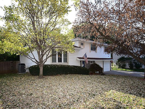 2nd image of 807 Donegal Dr
