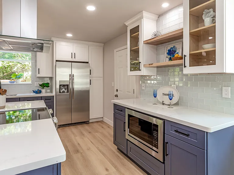 1185 W Latimer Ave — Photo 4