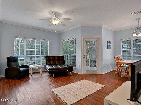 2nd image of 7800 POINT MEADOWS Drive #1111