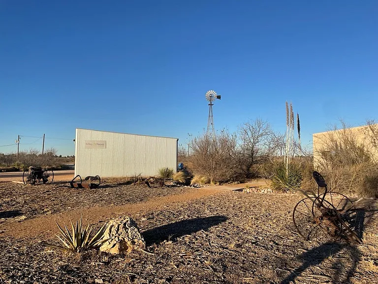 3217 Ranchland Dr — Photo 15
