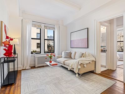 599 W End Ave APT 5A, New York, NY, 10024