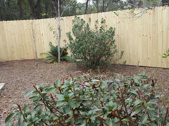 Fenced in Courtyard Area