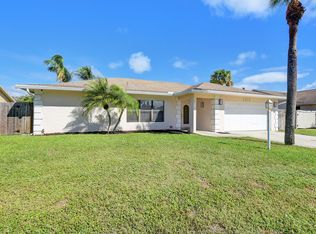 4217 Cedar Creek Rd, Boca Raton, FL 33487
