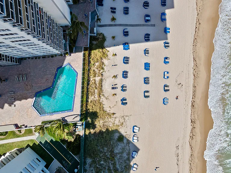 3700 Galt Ocean Dr #1604 — Photo 29