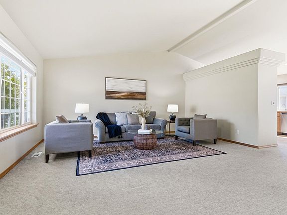 4th image of 4131 S Stonington Ln
