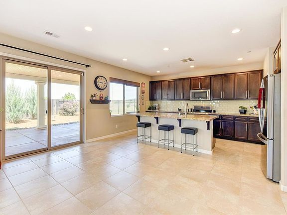 5th image of 209 Fallon Woods Ct
