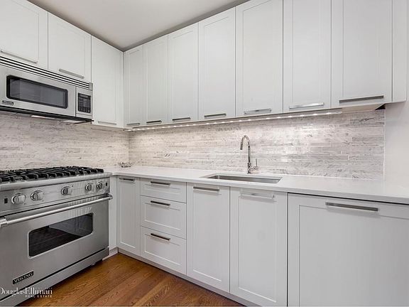 3rd image of 200 E 94th St APT 714