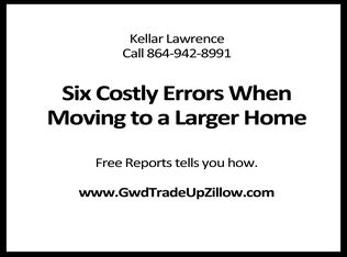 1007 Laurel Rd E, Greenwood, SC 29649