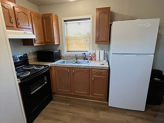 2nd image of 129 Macy Rd