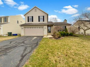 2050 Santuomo Ave, Grove City, OH 43123