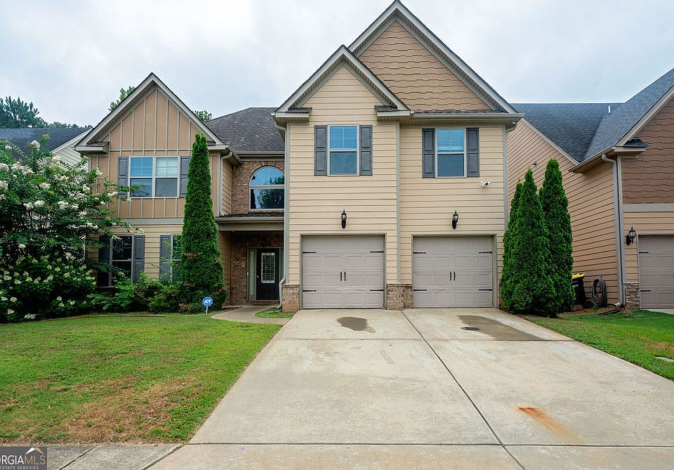 1st image of 75 Village Park Dr