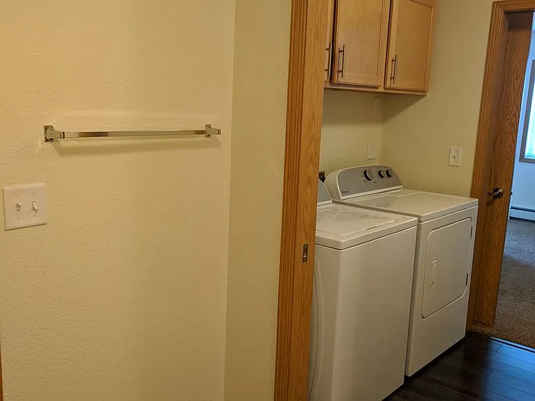 West Lake II Apartments — Photo 41