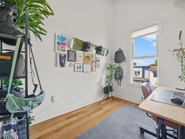 34 Van Reypen Street image 23 of 25