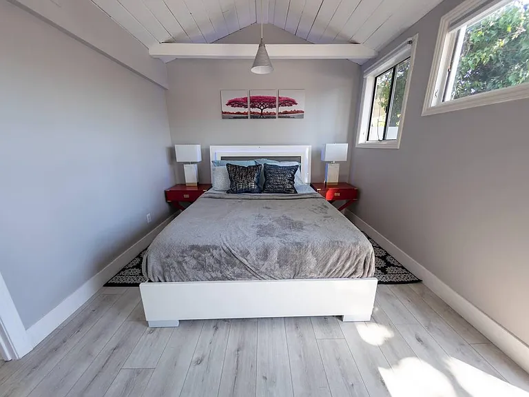 10801 Hartsook St #B — Photo 2