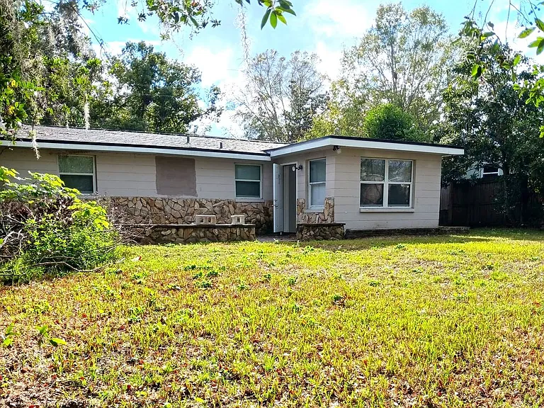 21377 Campbell Dr — Photo 13