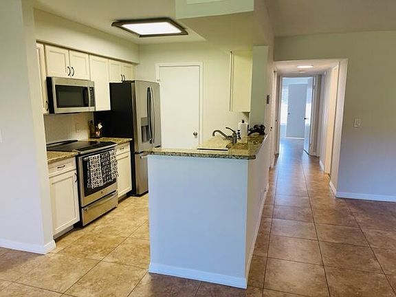 5th image of 815 W Boynton Beach Blvd 1-105