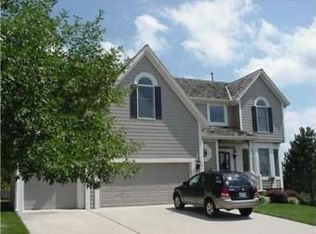 7311 Acuff St, Shawnee, KS 66216