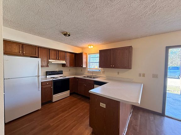 4th image of 2165-2171 Tenbrink Dr #2169