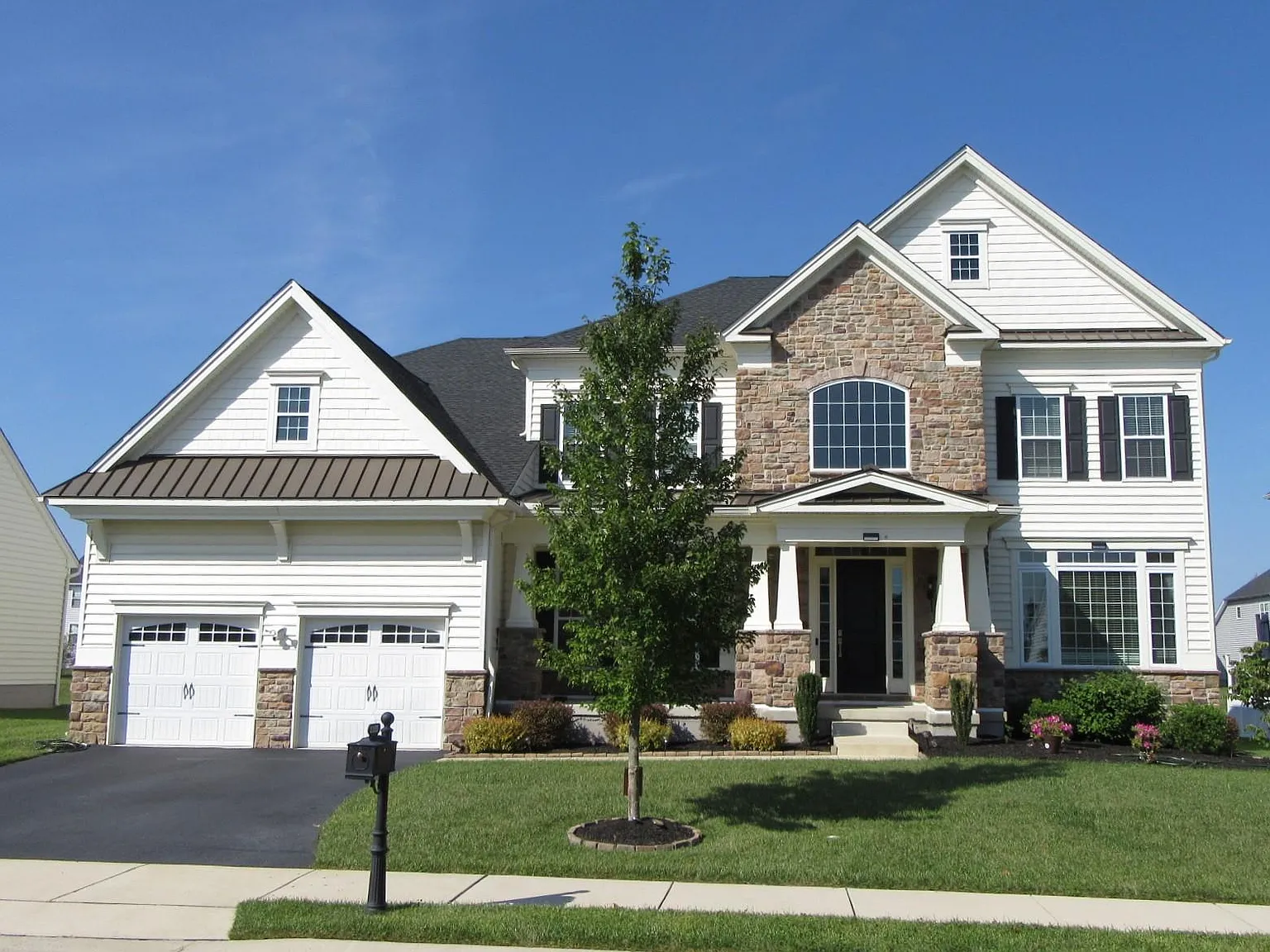 1123 Casey Dr photo 1