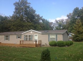 411 W Amelia Ave, Silver Lake, IN 46982