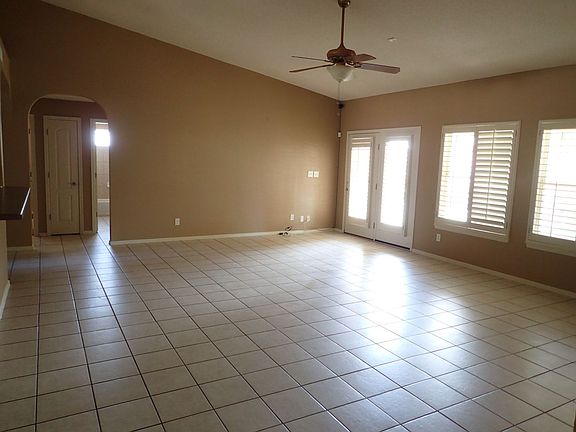 5th image of 3648 Tierra Vergel Dr