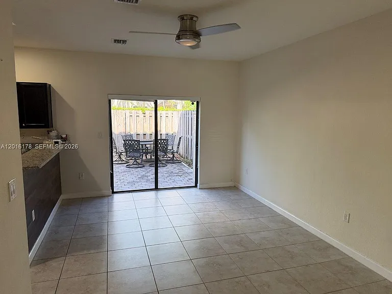 11540 SW 151st Ave — Photo 16